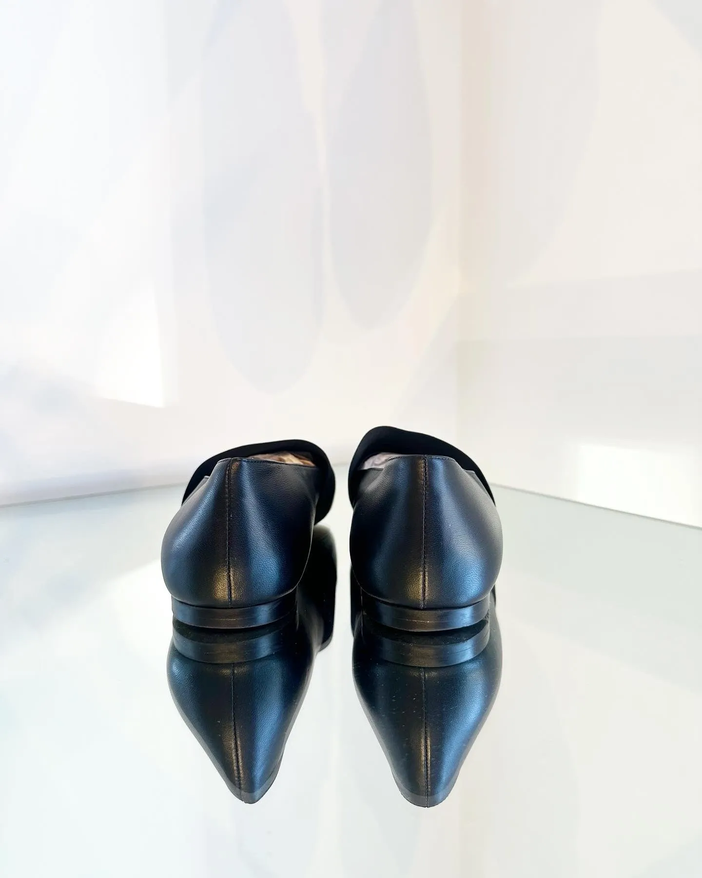 GIVENCHY Bedford Logo Leather Ballet Flats