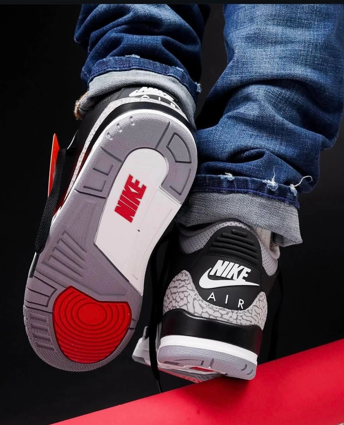 Air Jordan 3 "Black Cement" heel cup Running - companion