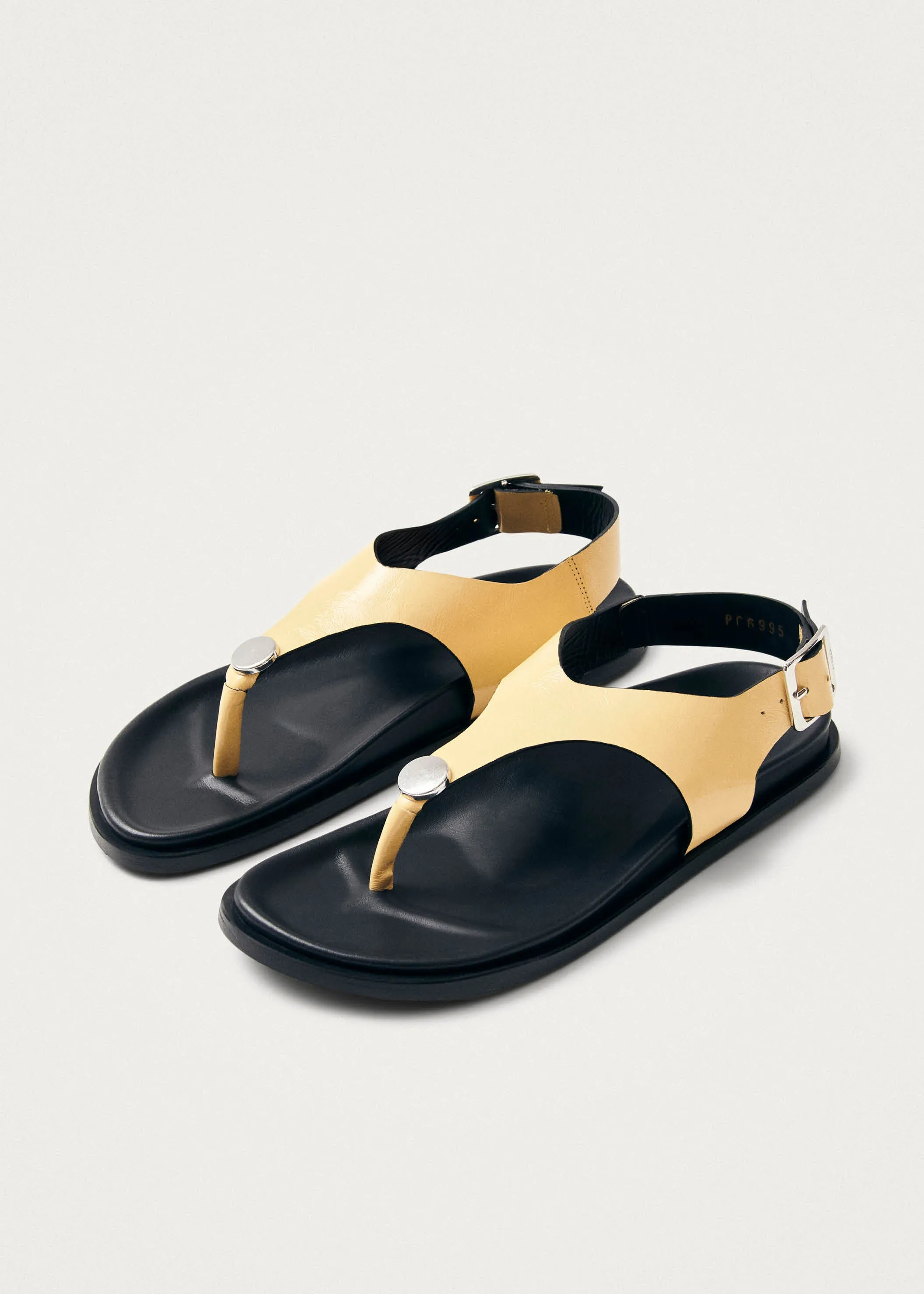 Harbor Onix Vanilla Leather Sandals