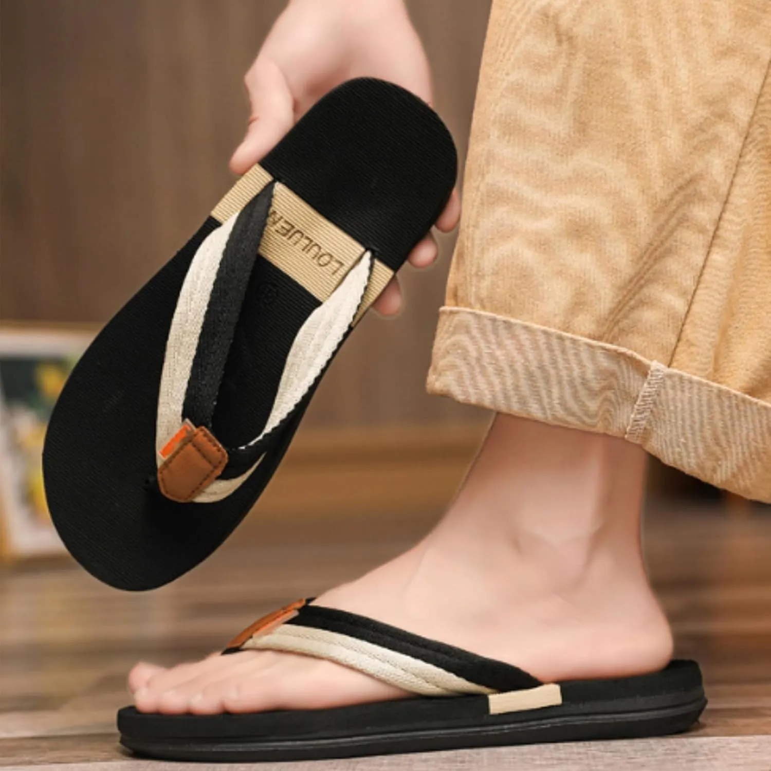 Hidden Shaped Flops Funny Novelty Men's Women Beach Anti-Slip Sandals Funny Flip Flops Novelty Gifts for Adults Men
