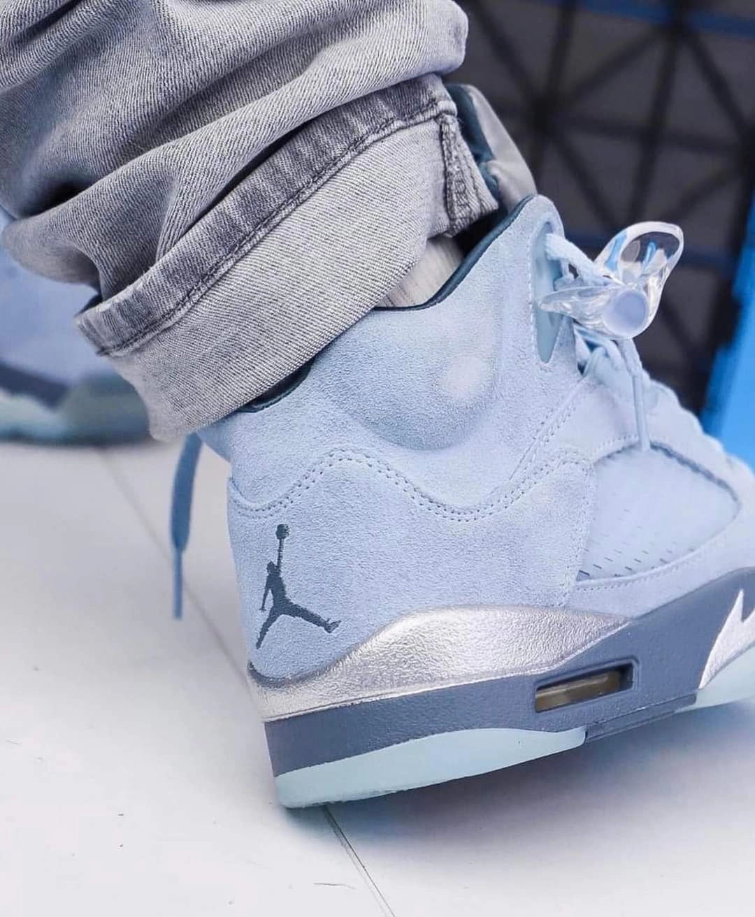 Jordan 5 Retro Bluebird Woven Upper Technology Padded Ankle