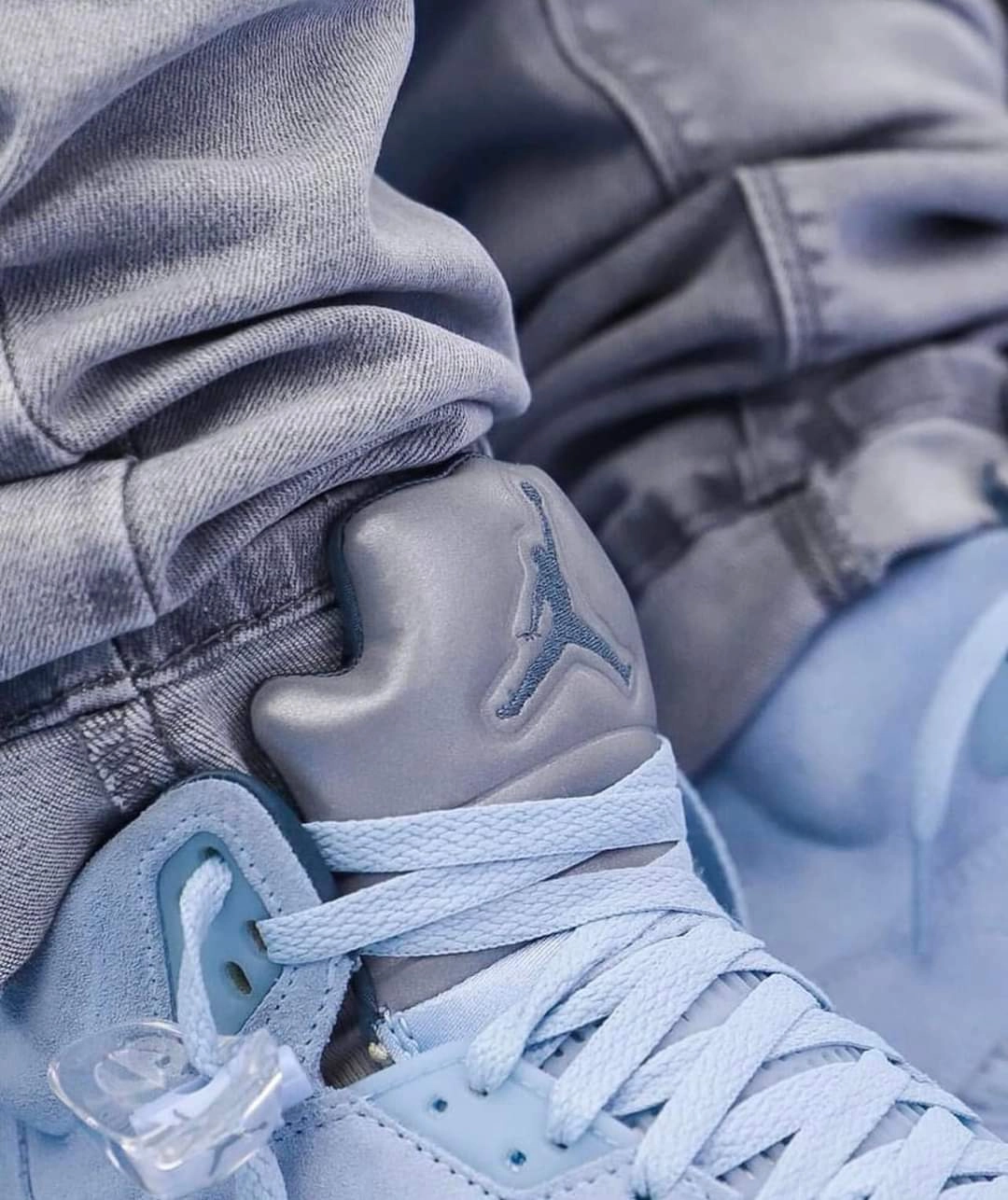 Easy Access Urban Look Jordan 5 Retro Bluebird