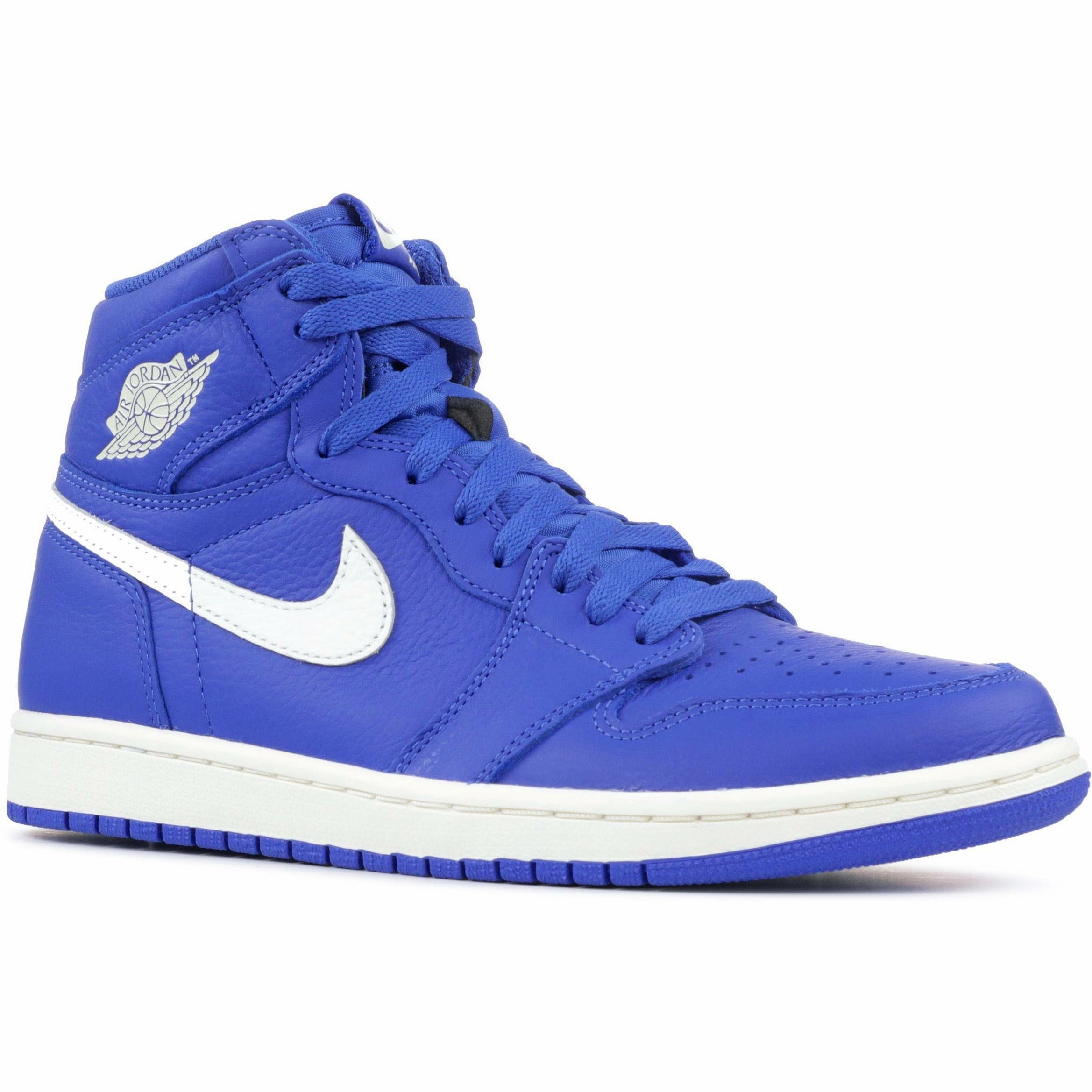 Air Jordan 1 Retro High OG "Hyper Royal" (2018) Dynamic Style
