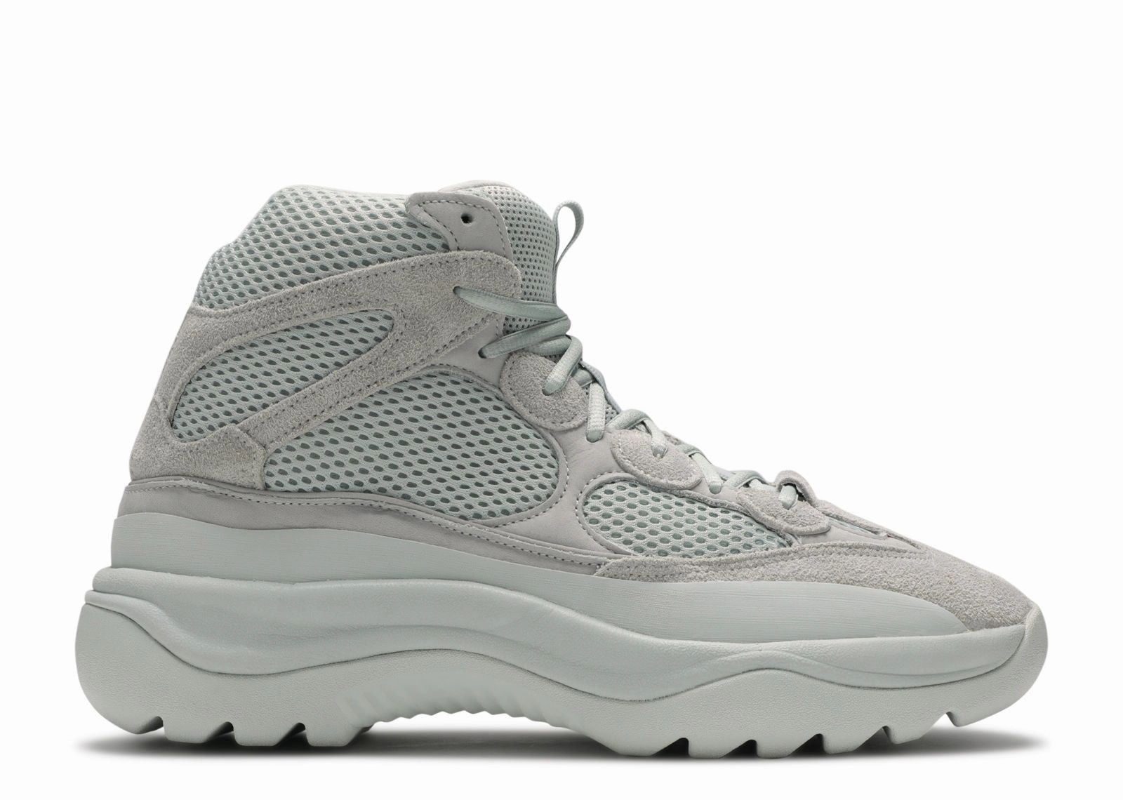 outdoor chill Yeezy Desert Boot "Salt" (Myrtle Beach Location)