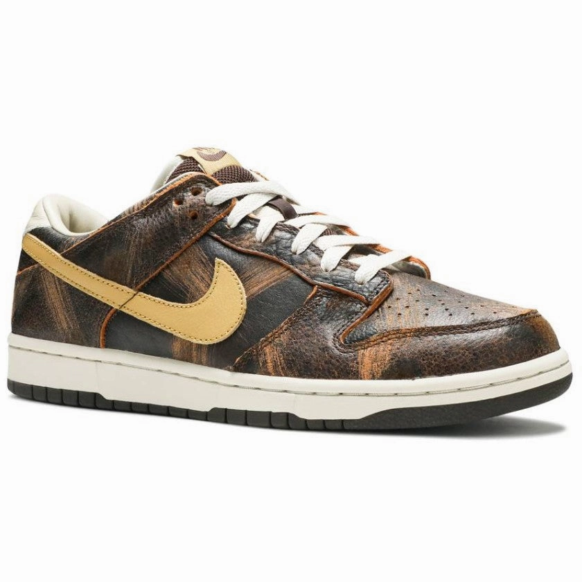 Dunk Low Premium "Grunge Pack" daily runner