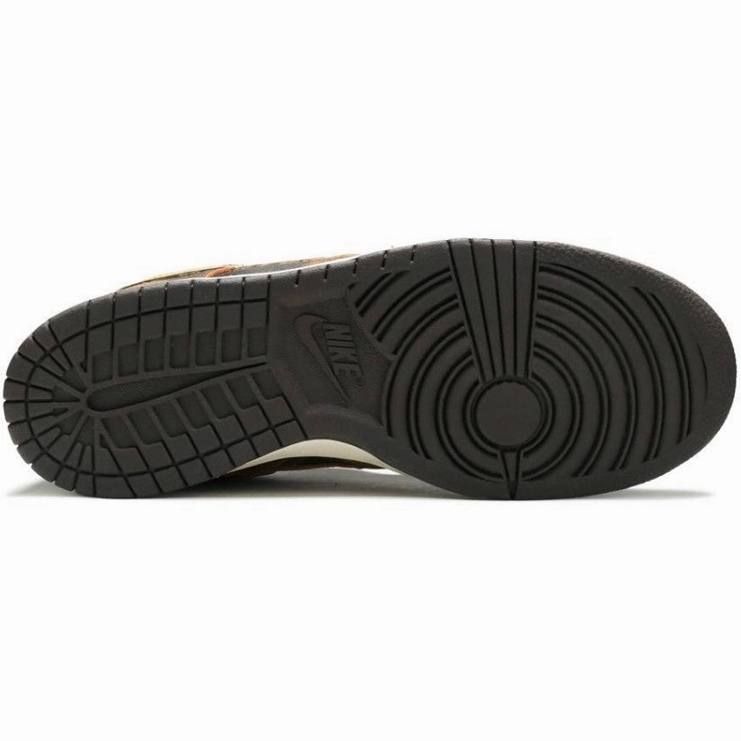 tempo runs anime - themed running shoes Dunk Low Premium "Grunge Pack"