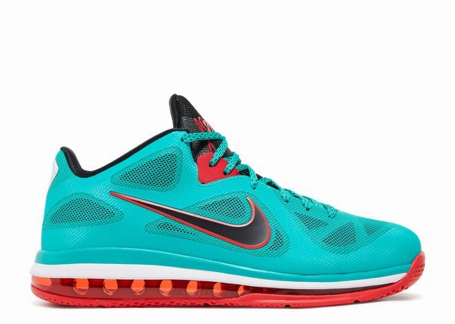 Quick Pivoting Nike Lebron 9 Low Reverse Liverpool