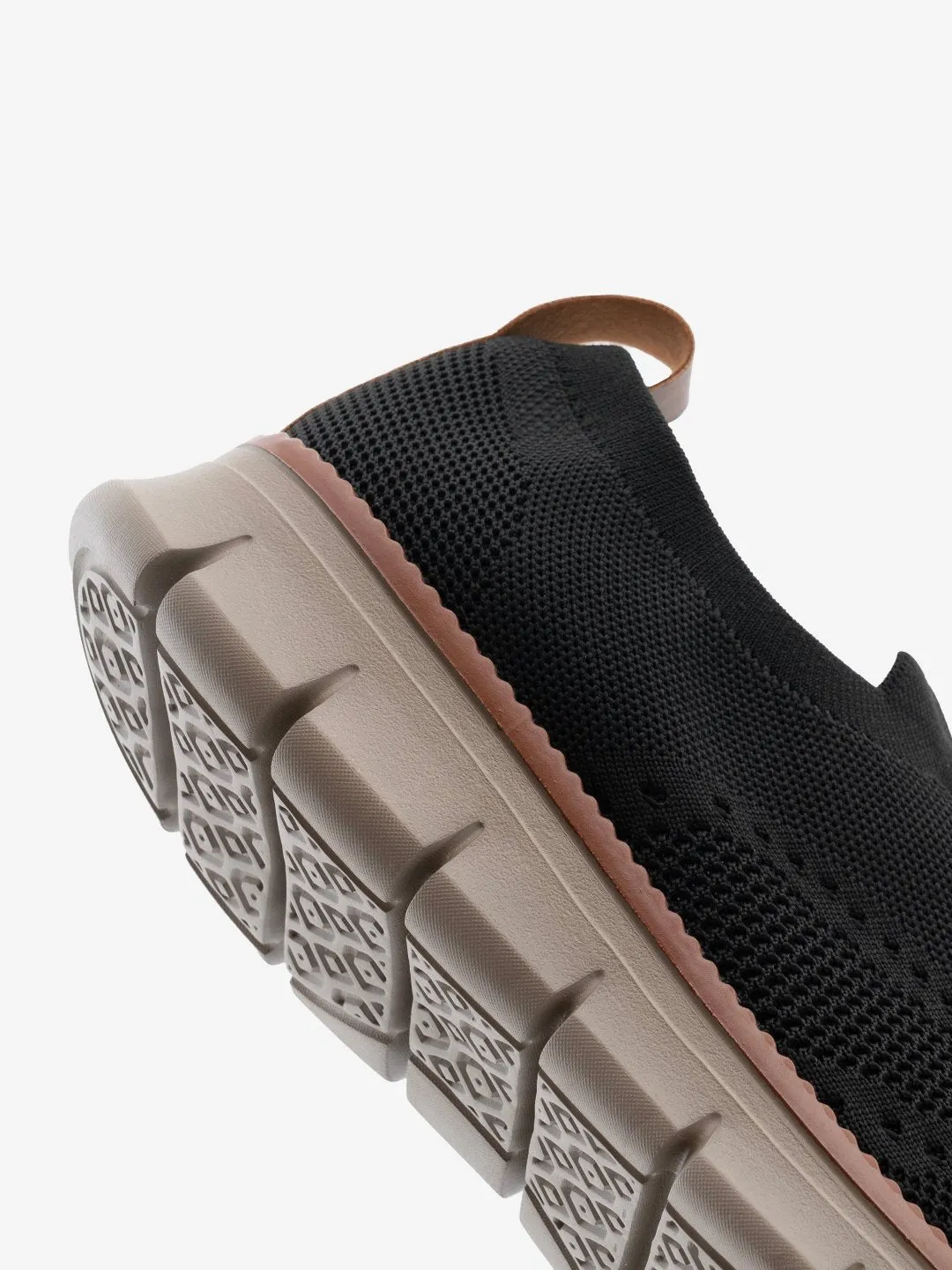 Knitstep Black Classic Flat Sole Low Top Sneakers