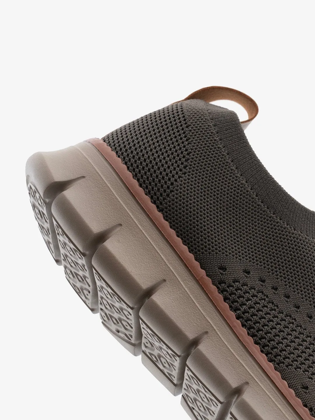 Knitstep Brown Classic Flat Sole Low Top Sneakers