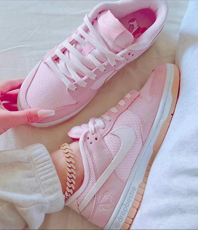 Nike dunk low "Teddy bear' Leg Day