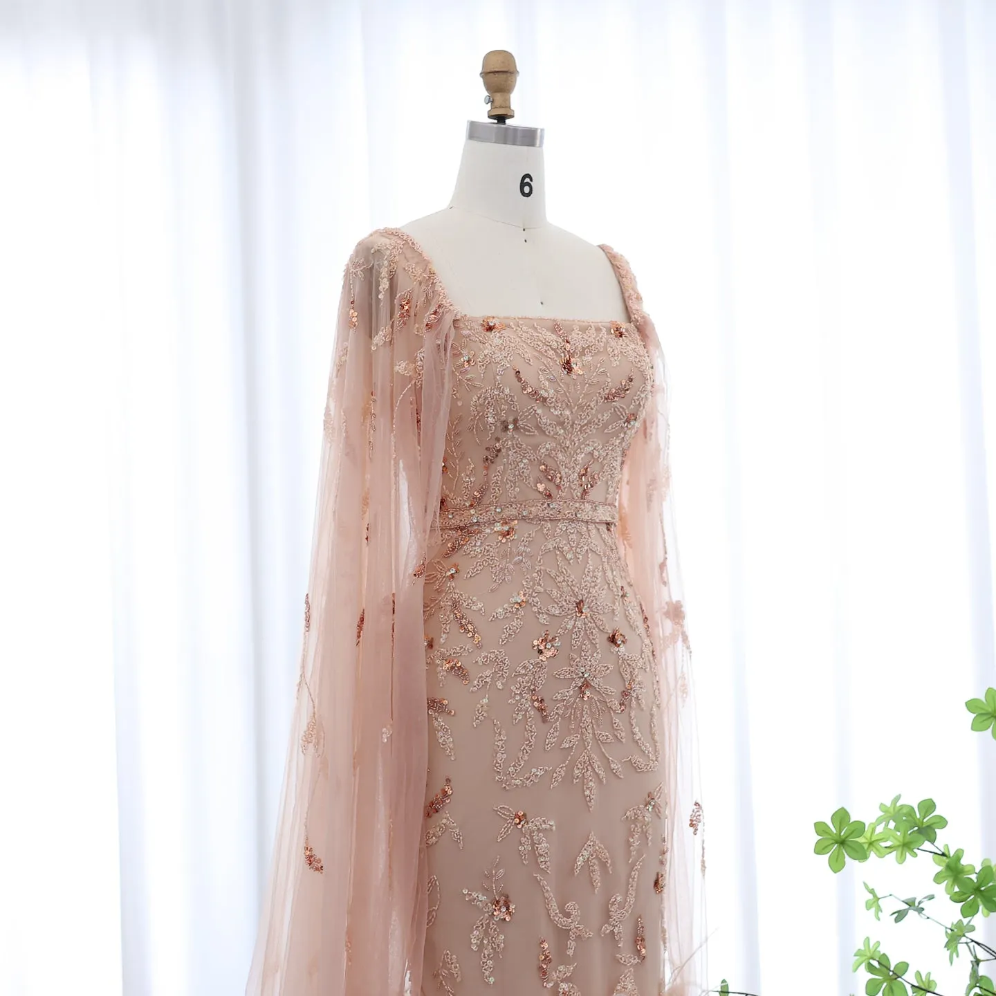 Luxury Feathers Lilac Evening Dress with Cape Sleeves SS381