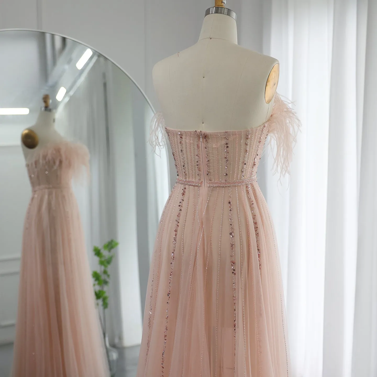 Luxury Pink Feathers Strapless Evening Dress SS401