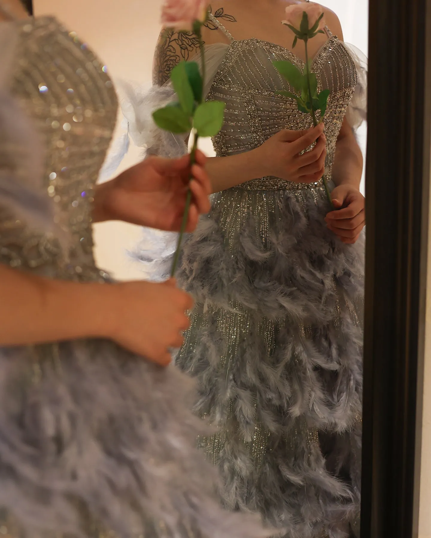 Luxury Silver Gray Feathers Evening Dress SS530