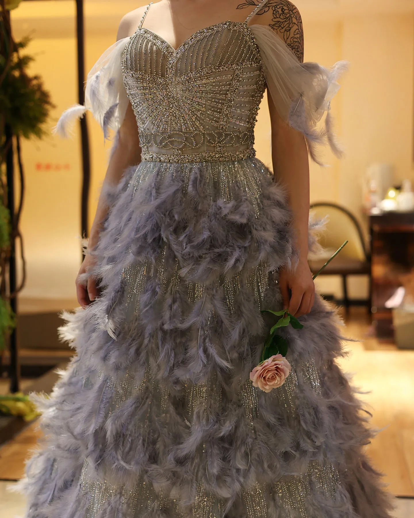 Luxury Silver Gray Feathers Evening Dress SS530