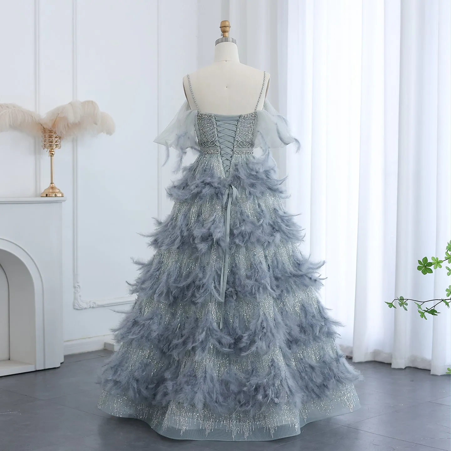 Luxury Silver Gray Feathers Evening Dress SS530