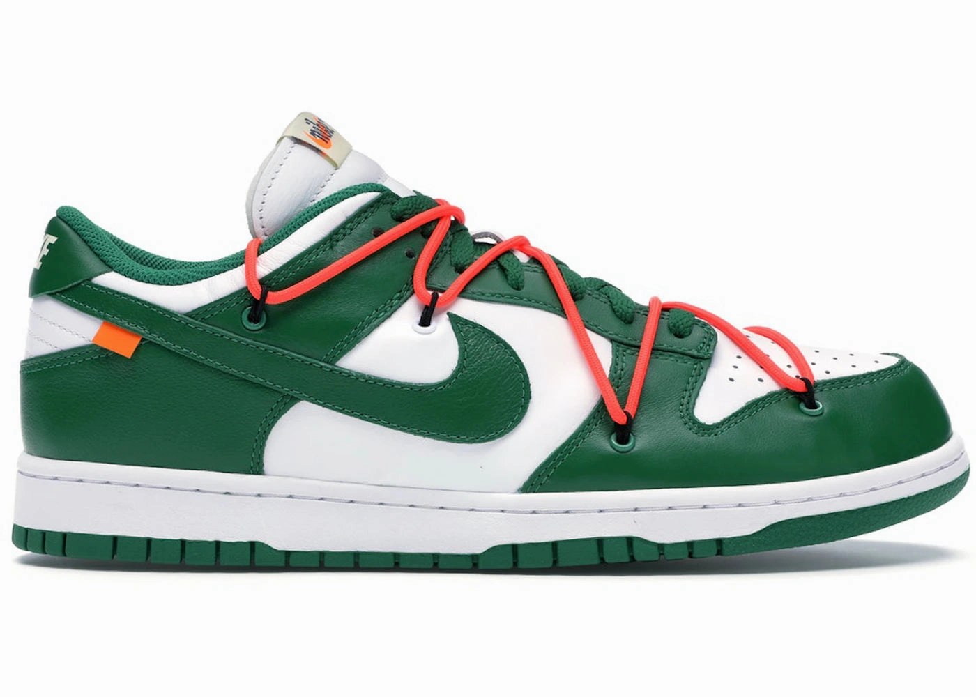 running in a gondola area shoes Nike Dunk Low Off-White Pine Green
