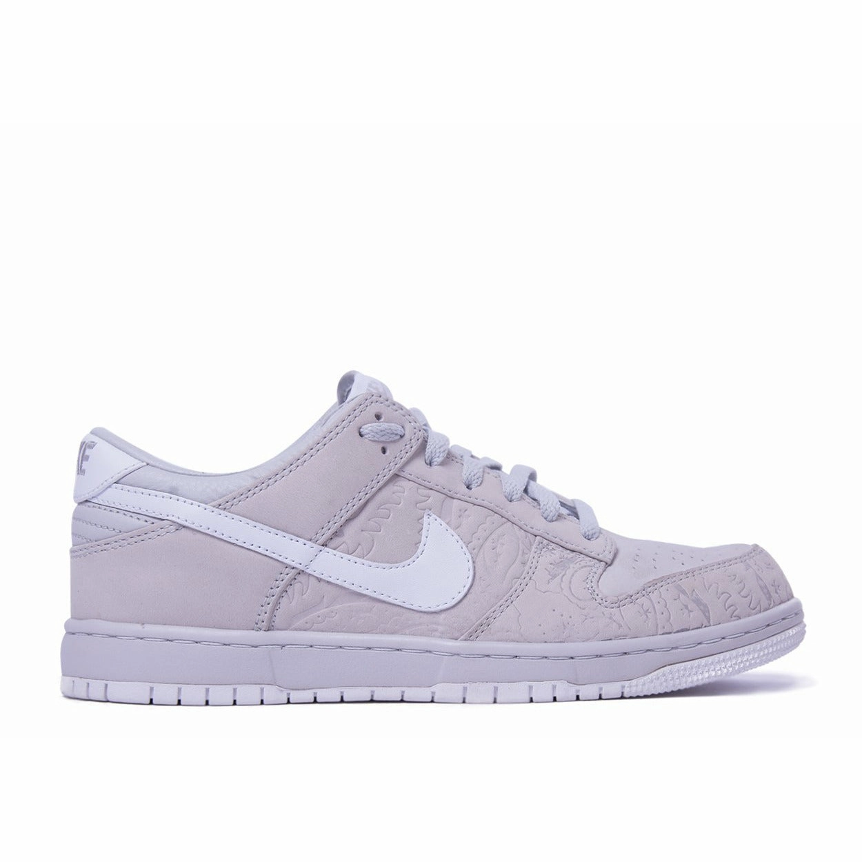 Dunk Low Supreme "Neutral Grey" (2009) park - running splatter - paint running wear
