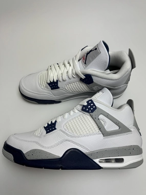 veteran - run Air Jordan 4 "Midnight Navy"