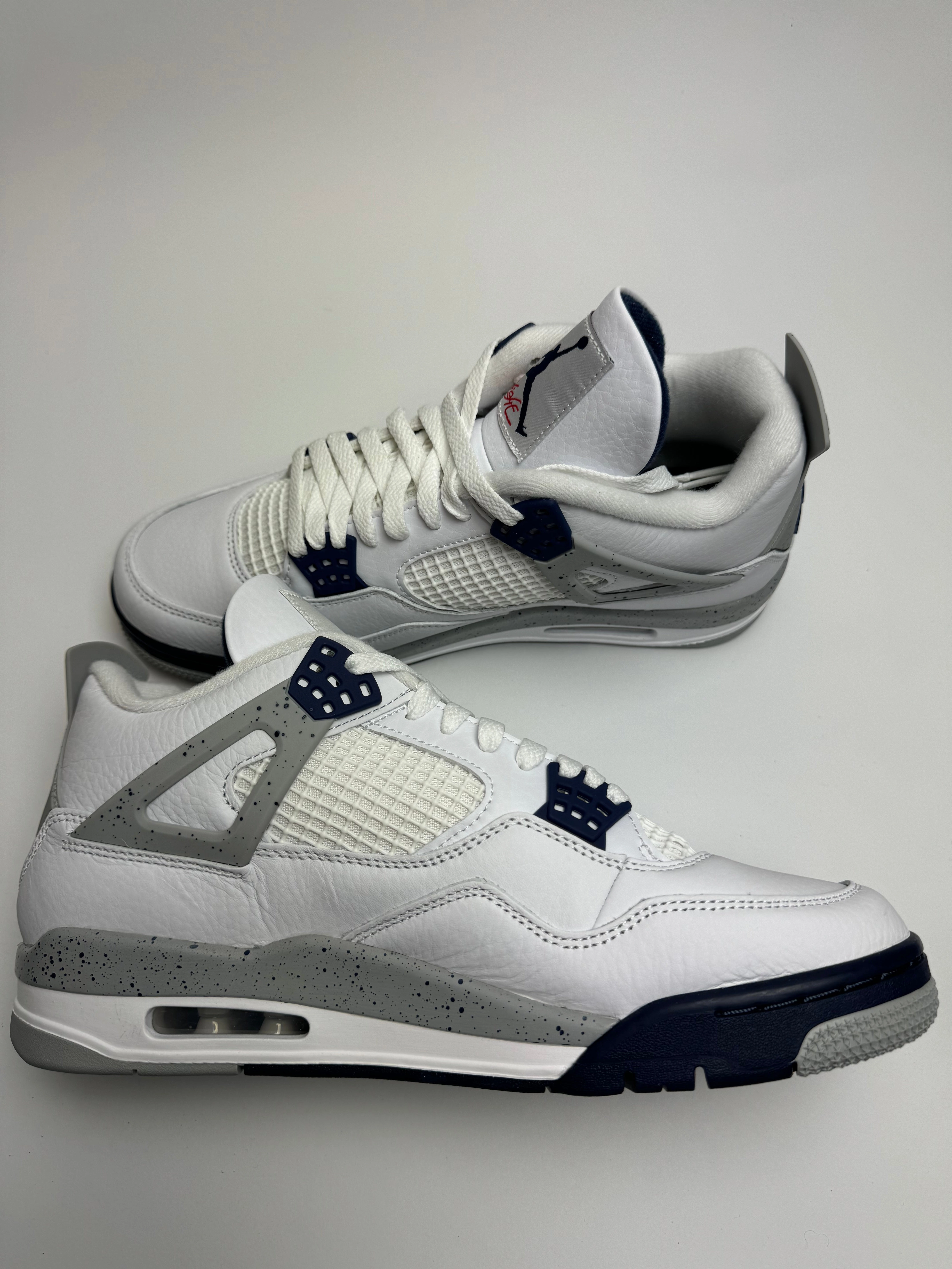 Air Jordan 4 "Midnight Navy" running in a cycling studio shoes thriller - themed running shoes