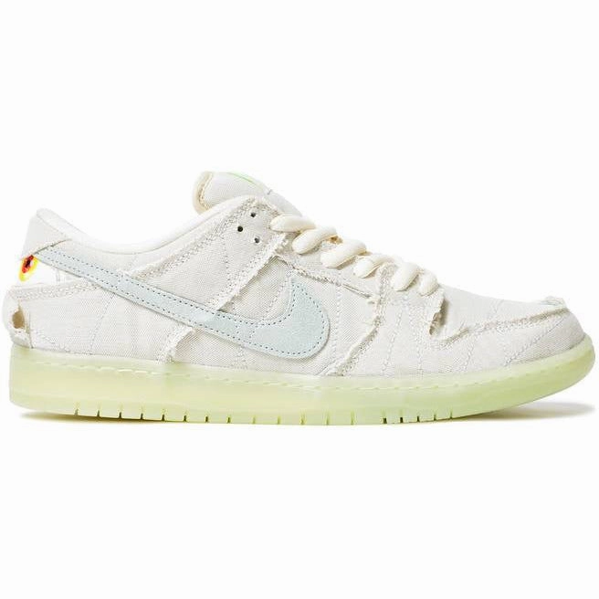 asymmetrical shoes Dunk Low SB Pro "Mummy" (2021)