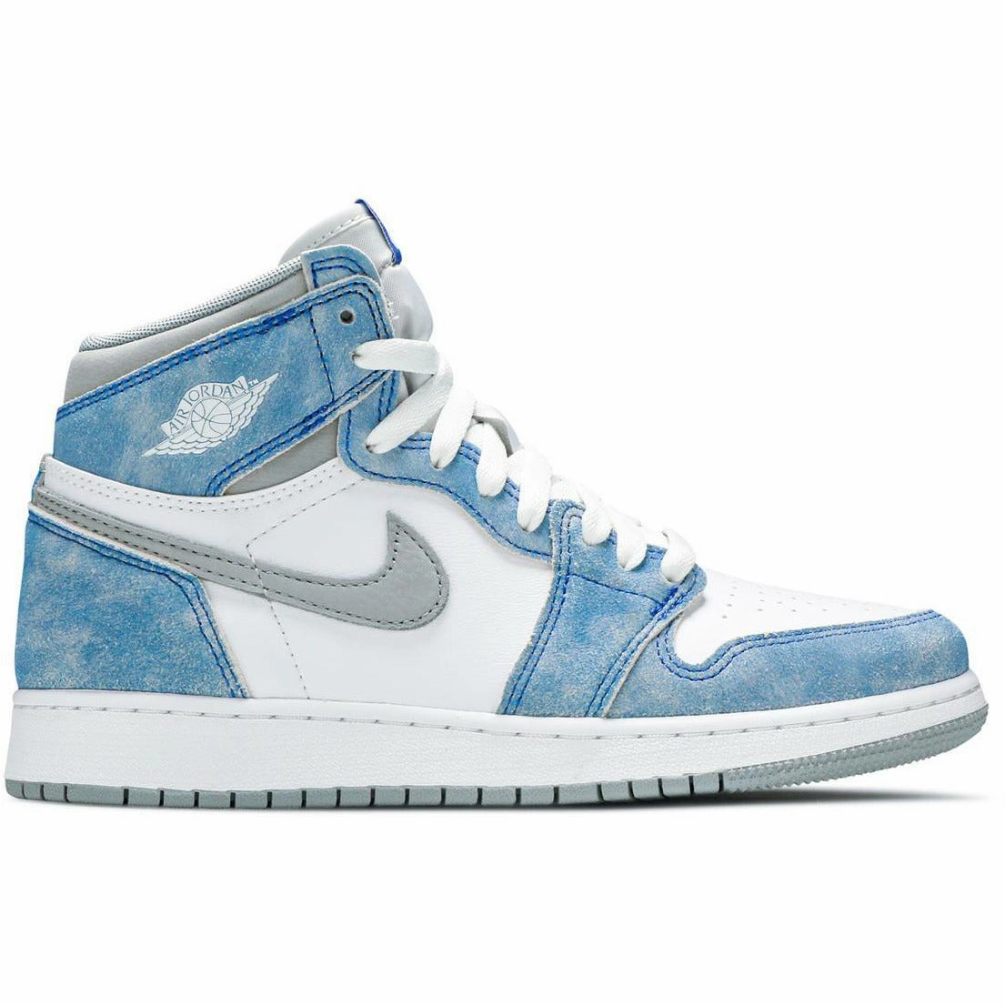 Air Jordan 1 Retro High "Hyper Royal" (GS/Juniors) (2021) Sophisticated Look