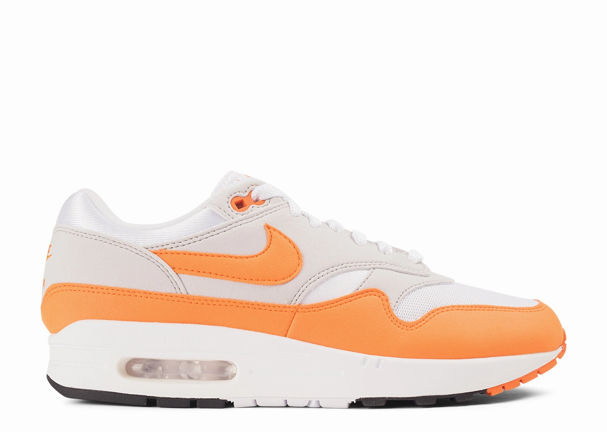 Streamlined wear Nike Air Max 1 "Anniversary Orange" (2020)