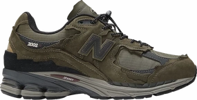 Modern Walk New Balance 2002 'Protection Pack/Dark Moss'