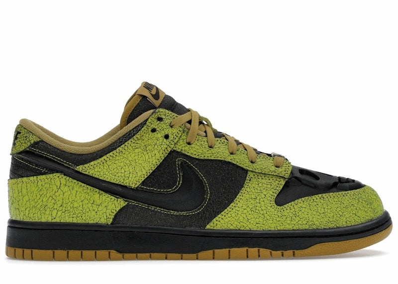 Nike Dunk Low QS Halloween Skull running in the city