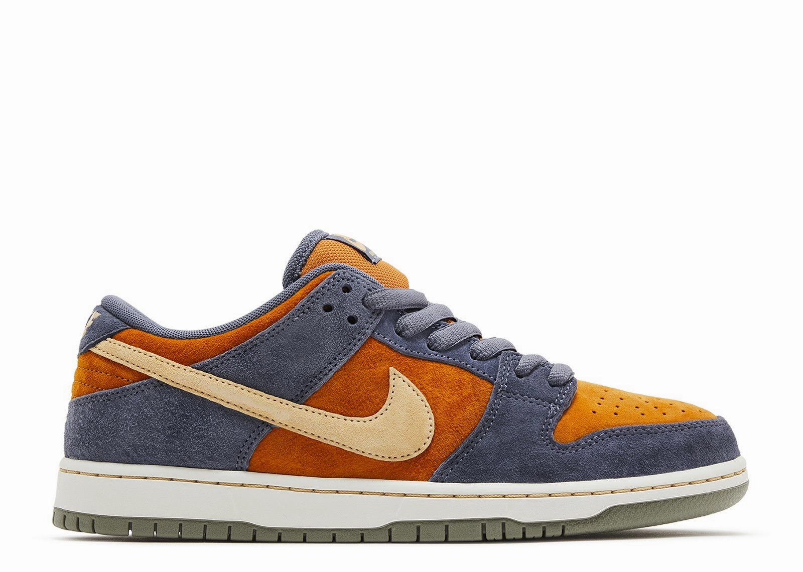 Nike Dunk Low SB "Light Carbon Monarch" (Myrtle Beach Location) Single color preference Foot Comfort