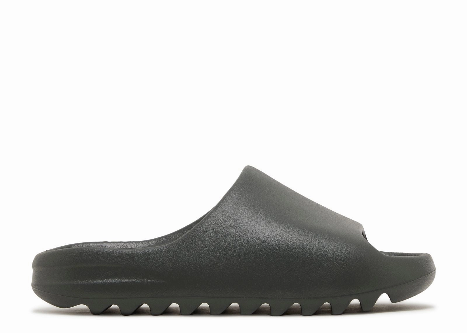 Quick Comfort Yeezy Slides "Dark Onyx" (Myrtle Beach Location)
