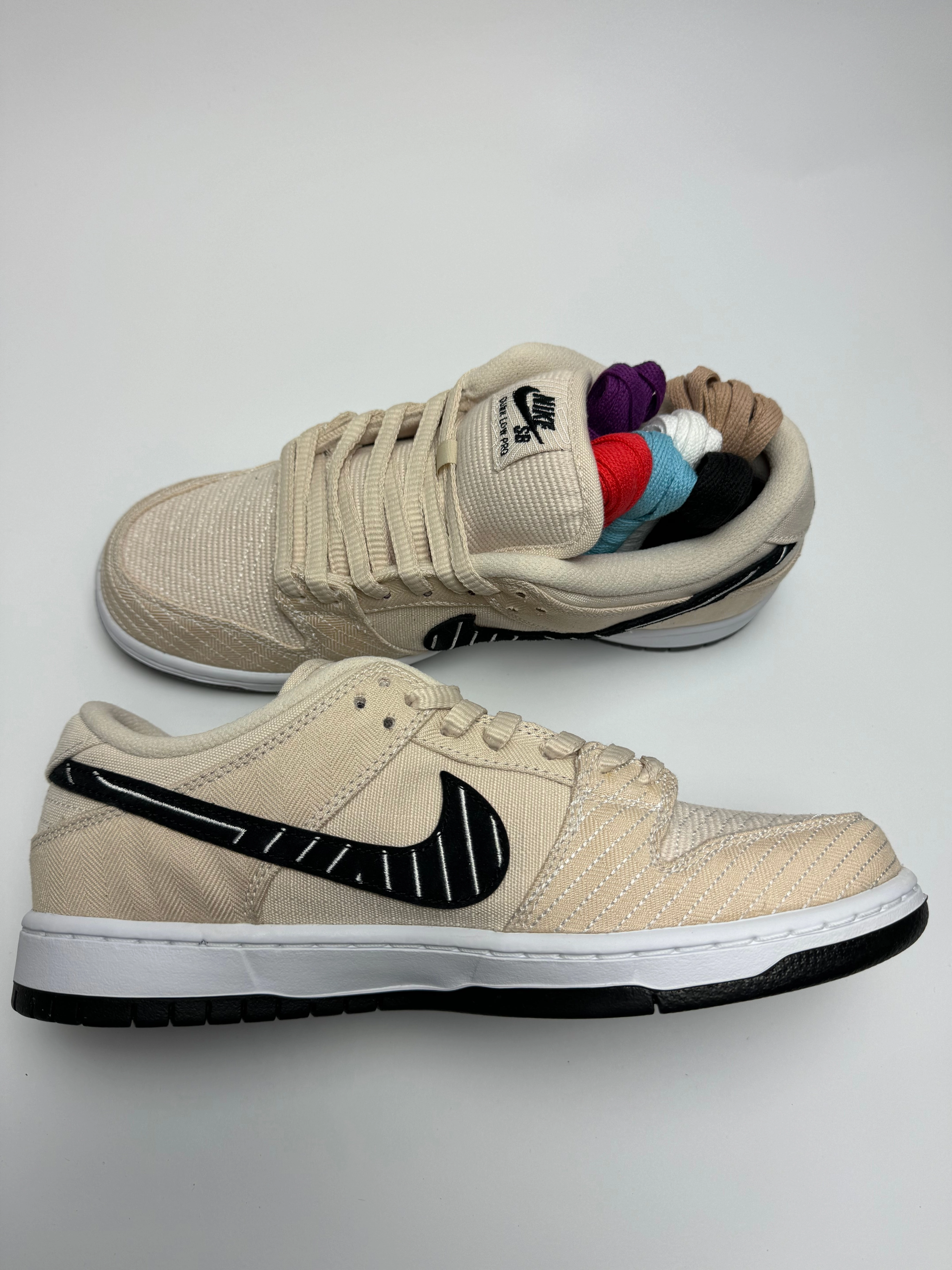 Nike SB Dunk Low "Albino & Preto" Synthetic Upper High Top