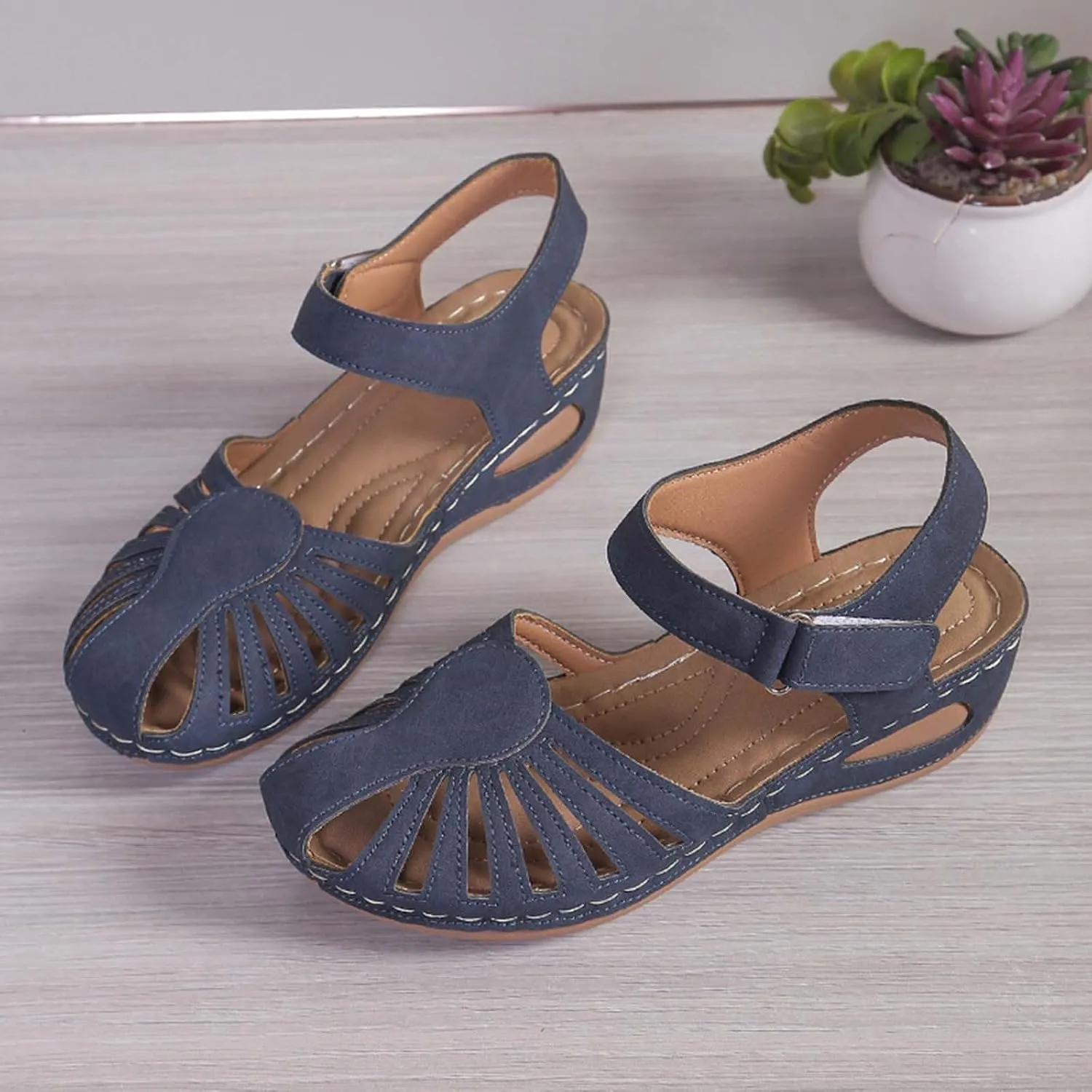 Orthopedic Sandals for Women Closed Toe Comfort Flats Anti Slip Adjustable Walking Casual Sandals
