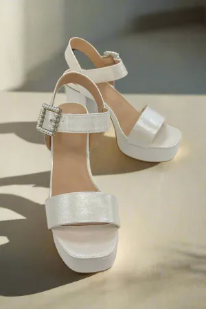 Pearls  Buckle Chunky Heel