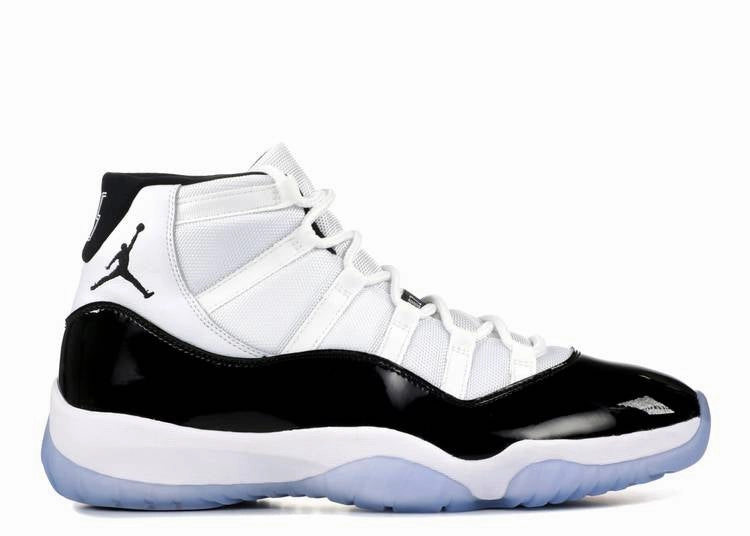 running in a kelp forest area shoes Jordan 11 Retro Concord (2018) (Preowned Size 9)