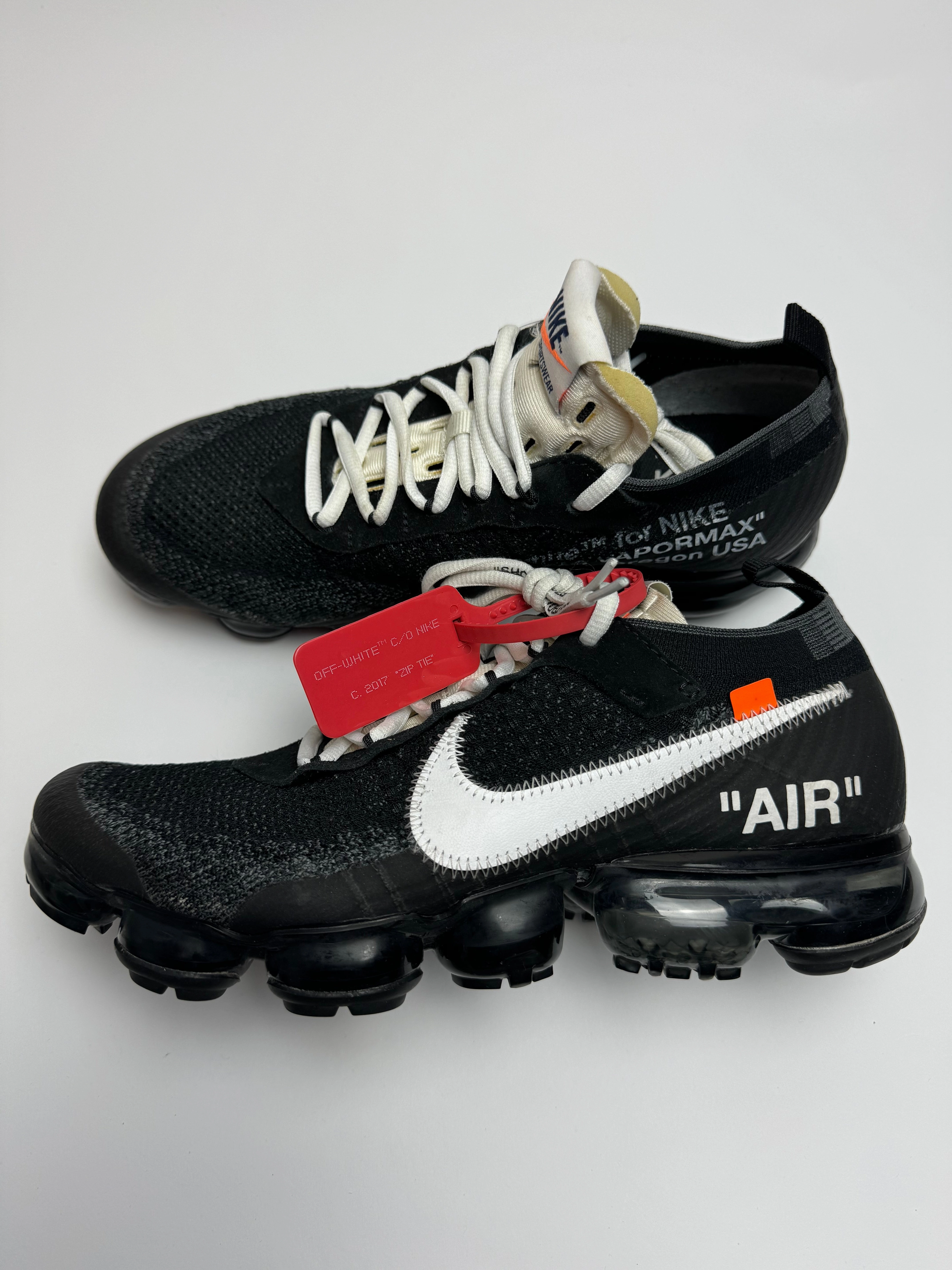 Off White x Nike Vapor Max "The Ten" steeplechase shoes