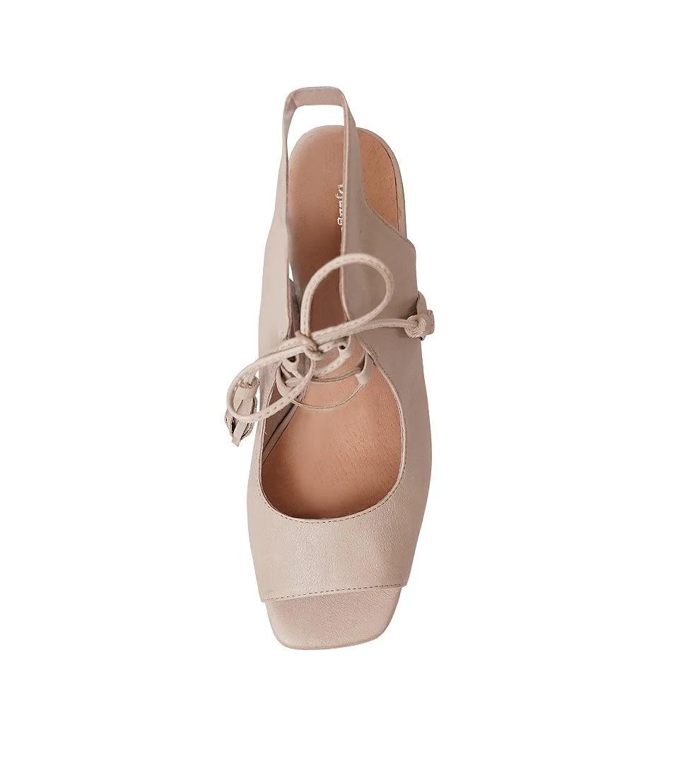 Phenix Cafe Leather Heels