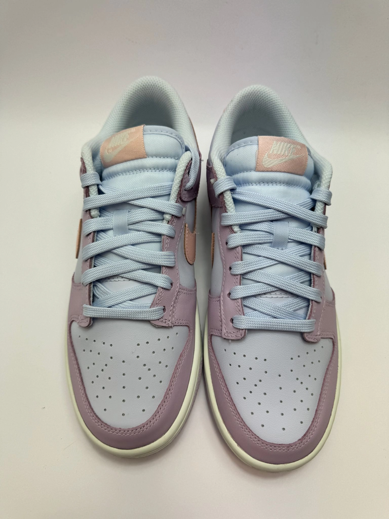 Comfort Edge Nike Dunk Low "Easter"