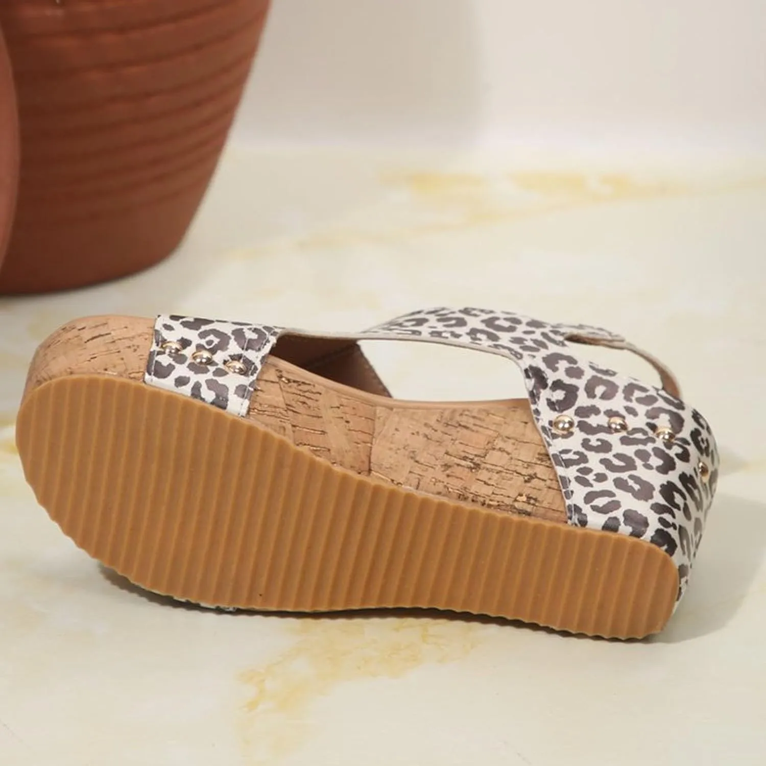 Platform Sandals Women Leopard Wedges EVA Foam Cushioned Insoles Sandals Lightweight Hook And Loop Closure Footwear
