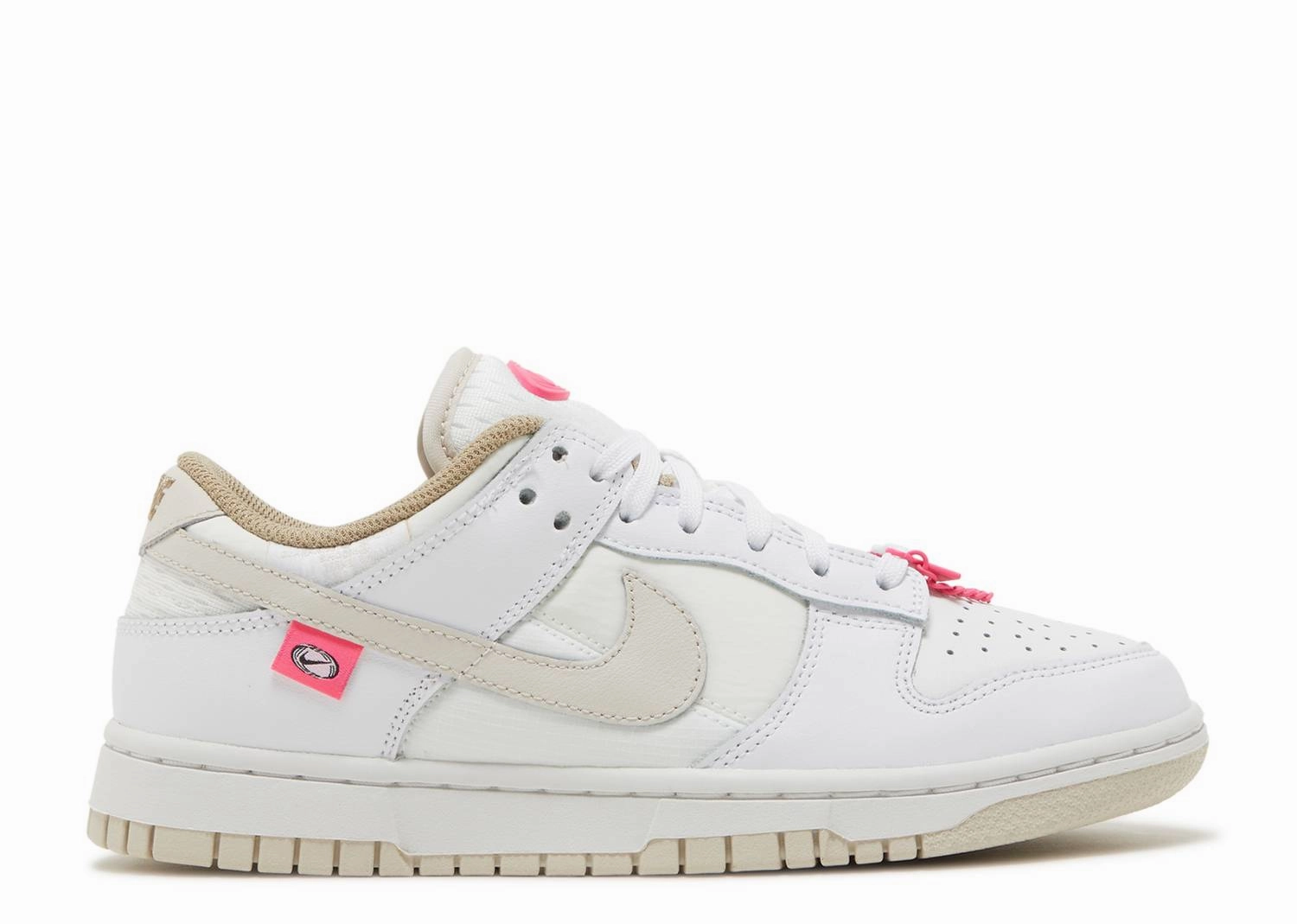 Wmns Nike Dunk Low "Bling" (Myrtle Beach Location) Trail   Ready