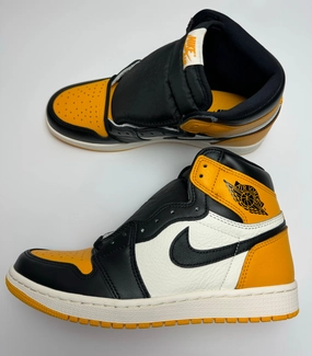 Anti Slip Tread Pattern Modern Look Air Jordan 1 High OG "Yellow Toe"
