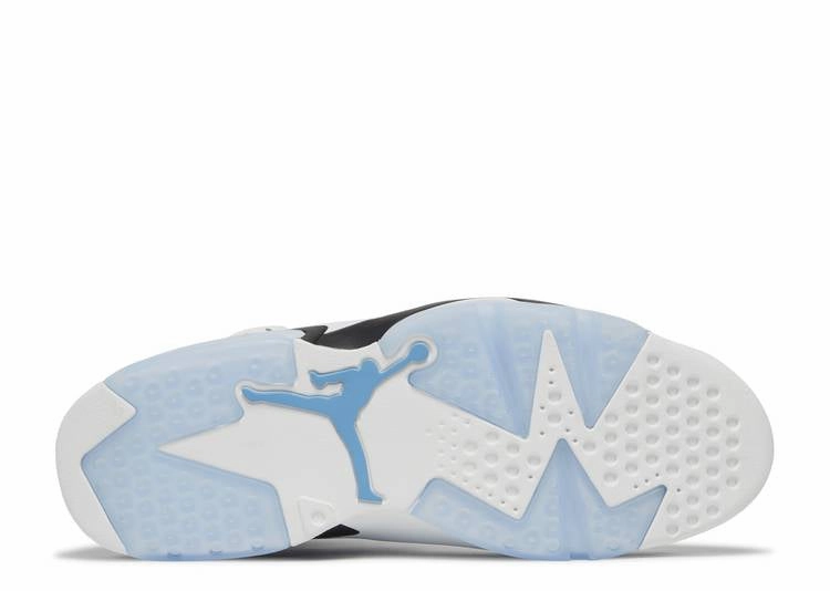 running on a track shoes Jordan 6 Retro UNC