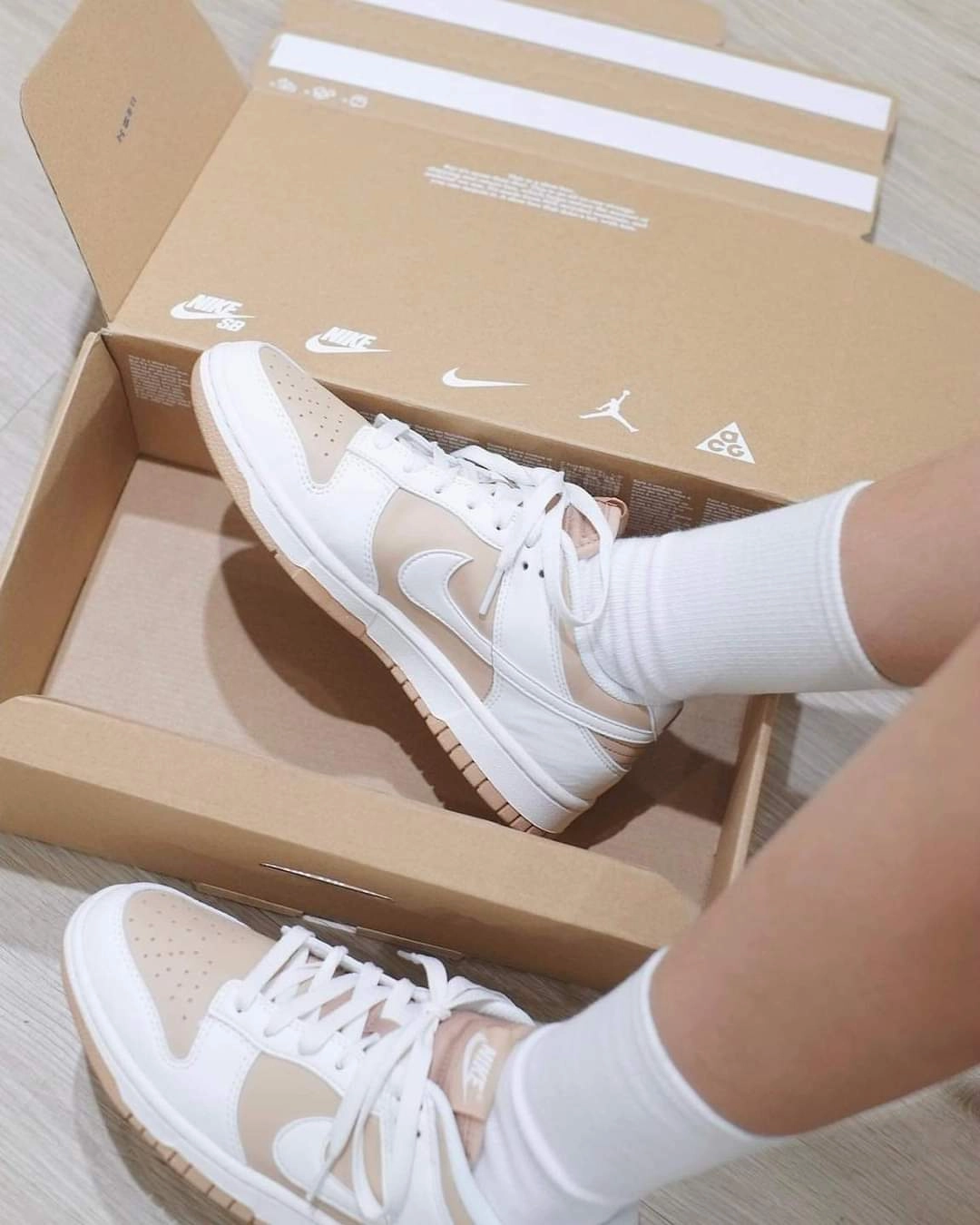 Nike Dunk Low Next Nature Beige Sail Soft midsoles shock - absorbing insoles