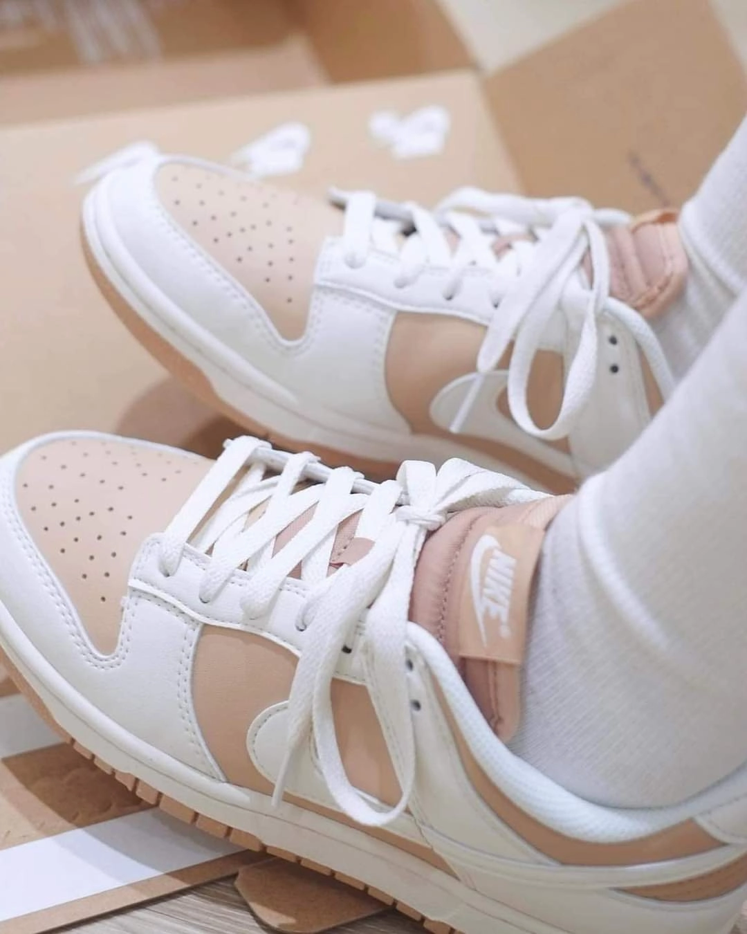 high - top design Stylish Shoes Nike Dunk Low Next Nature Beige Sail