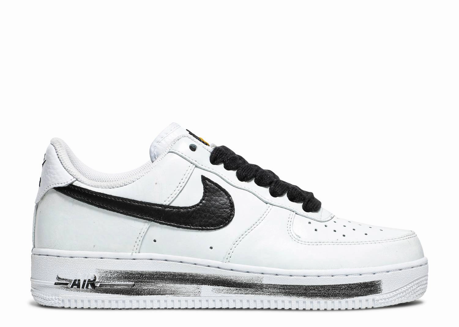 Air Force 1 '07 x G Dragon "Para Noise 2.0" (Myrtle Beach Location) running in a race shoes Incredible breathability