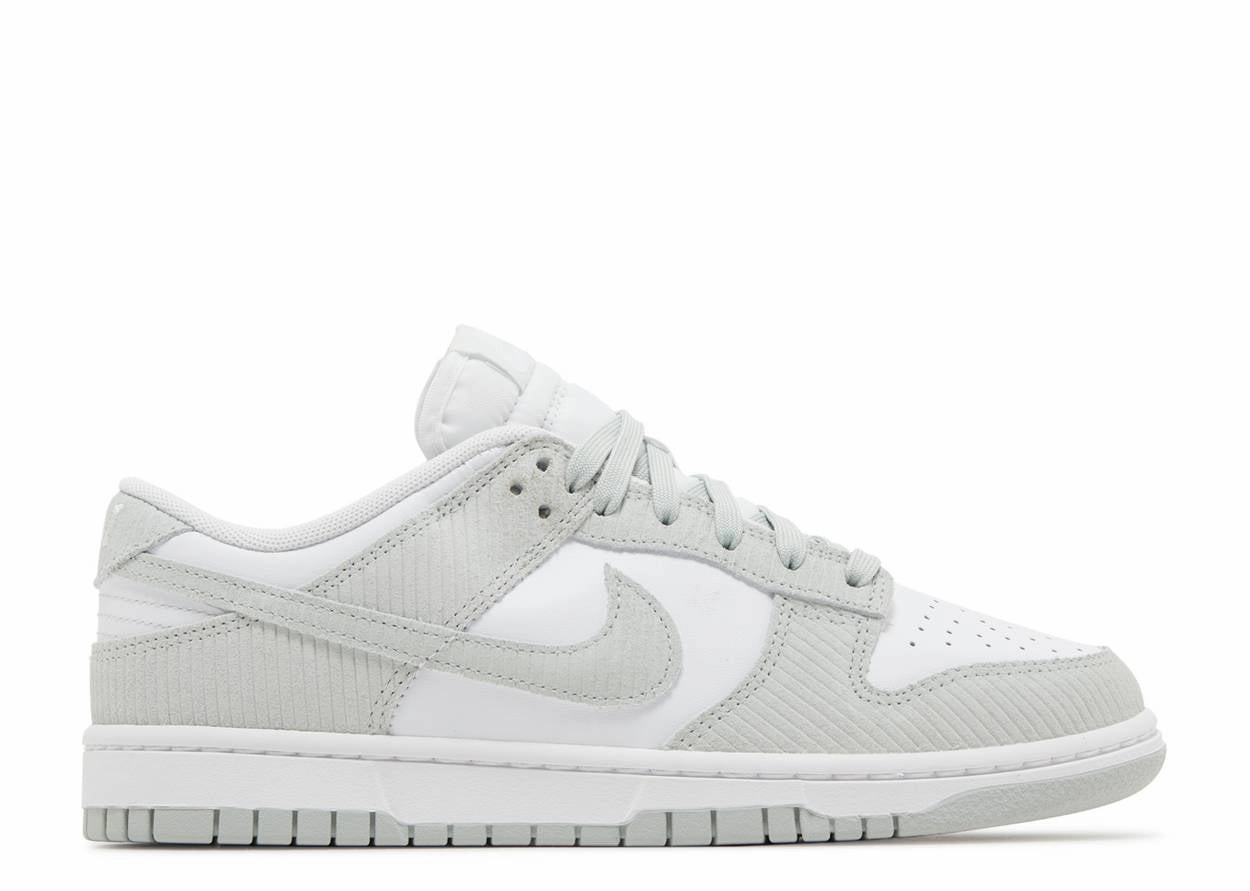 Nike Dunk Low Light Silver Corduroy (W) running shoes with memory foam