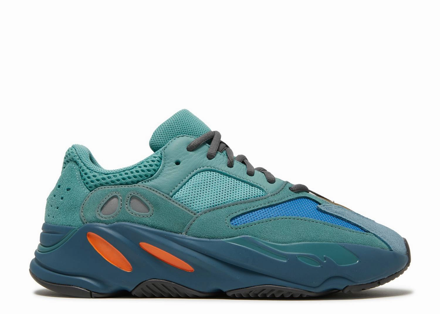 running shoes for outdoor adventurers Yeezy Boost 700 "Faded Azure" (Myrtle Beach Location)