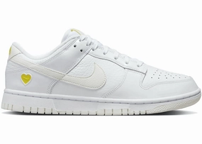 High Performance running shoes for cross - country meets Dunk Low Yellow Heart