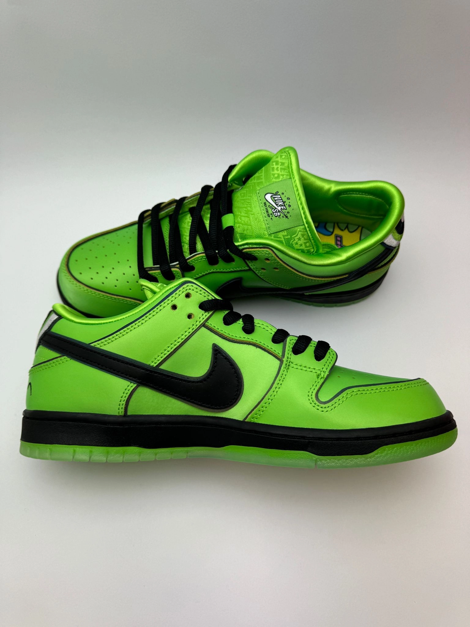 classic shoe aesthetic Nike SB Dunk Low "The Powerpuff Girls Buttercup"