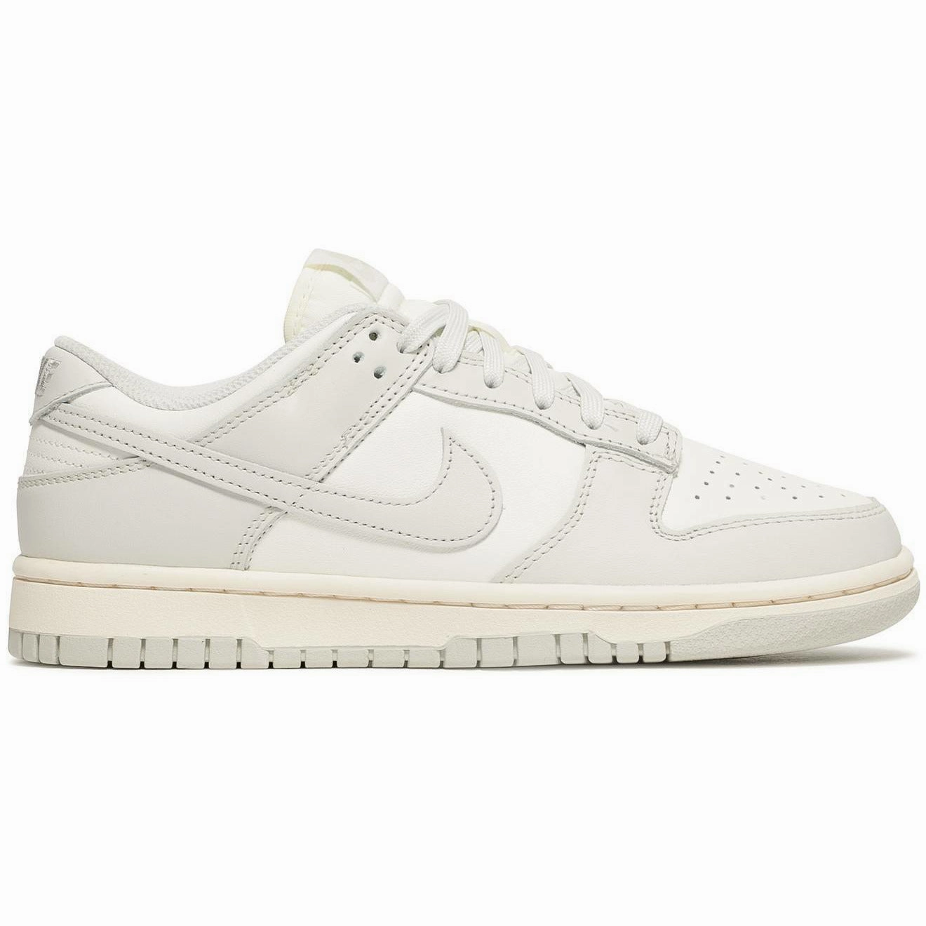 Dunk Low "Sail Light Bone" (Wmns) (2021) gym floor low - arch - feature shoes