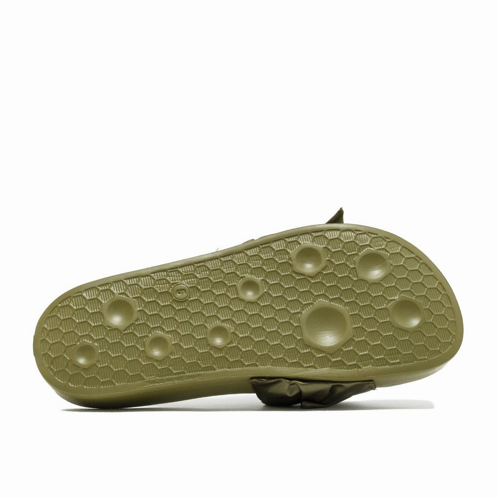 durable running shoes hand - washable shoes Rihanna Fenty X Wmns Bow Slides "Olive" (2017)